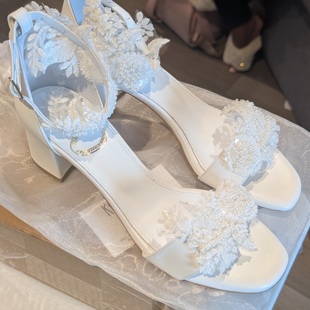 Elegant White Beaded Women's Heels - Picture 3 of 11